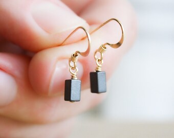 Hematite Earrings for Relief from Stress and Harmonizing the Mind, Body, and Soul