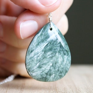Seraphinite Necklace . Large Crystal Necklace . Seraphinite Pendant Necklace . Natural Teardrop Gemstone Necklace
