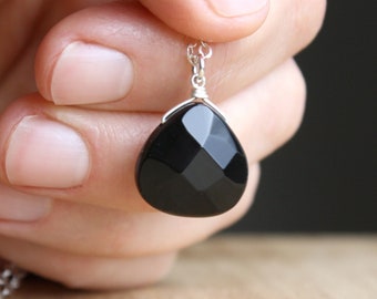 Black Onyx Necklace for Women . Black Teardrop Necklace Sterling Silver 925 . Black Stone Necklace Drop