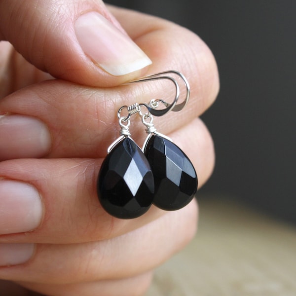 Black Onyx Earrings in Sterling Silver . Black Earrings Silver . Black Teardrop Earrings . Black Dangle Earrings