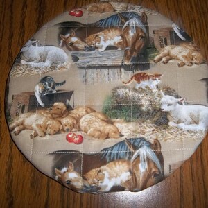 Quilted Horse Pot Holders Hot Pads Farm Animals Cotton Fabric Horses Cats Dogs Lamb Handmade Double Insulated Trivet image 3