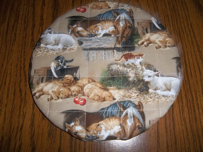 Quilted Horse Pot Holders Hot Pads Farm Animals Cotton Fabric Horses Cats Dogs Lamb Handmade Double Insulated Trivet image 3