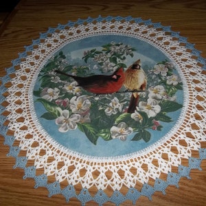 Cardinals, Crocheted Doily, Bird Centerpiece Doilies