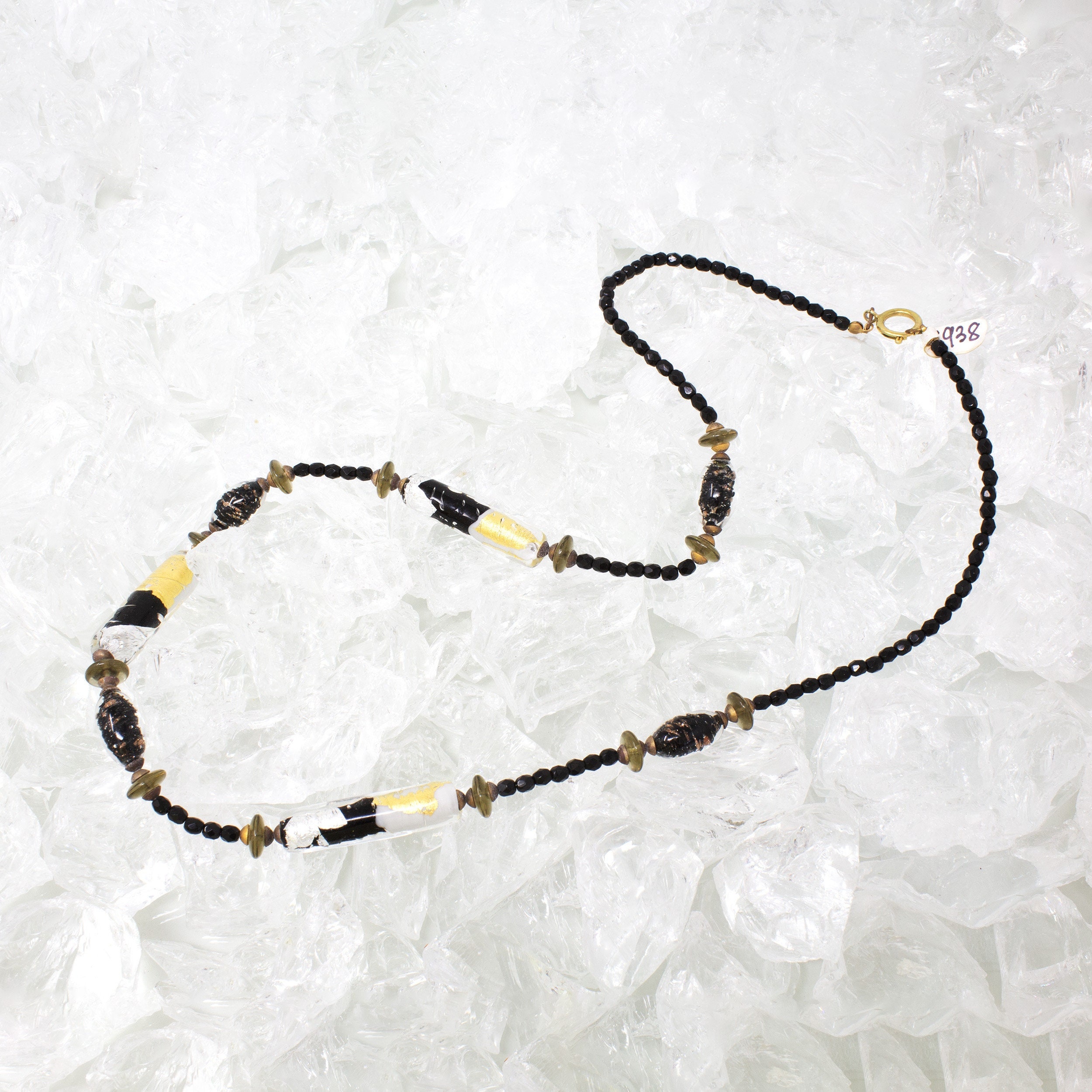 Collier Vintage En Verre Murano Perles Noires Motifs Dorés - Longueur 41-45 Cm - Occasion