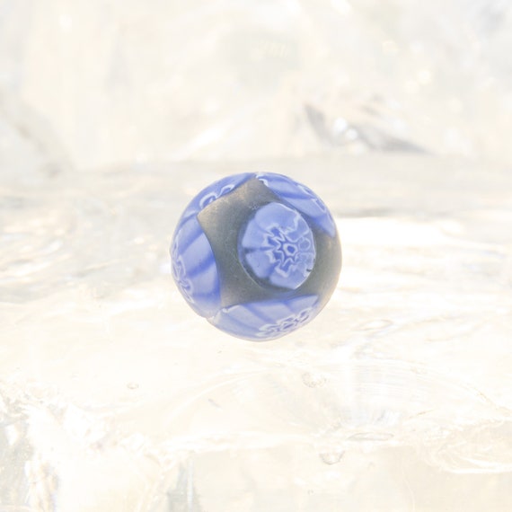 Handmade Murano glass vintage clip earrings, round, blue, decorated with light blue murrine flowers, 1980s Made in Italy View 6