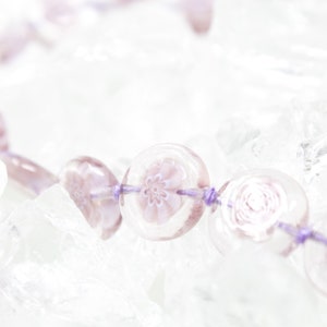 Vintage Murano glass necklace with handmade pink pearls, decorated with tone-on-tone murrine, 80s jewel Made in Italy