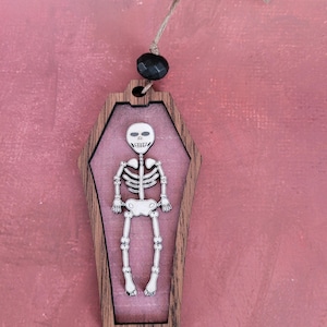 Halloween Skeleton Ornament - Spooky Home Decor