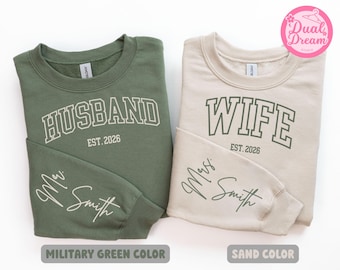 Personalized Couples Mr and Mrs Sweatshirt, Matching Husband & Wife Sweatshirts, New Wife Sweatshirt, New Couples Gift, Bridal Shower Gift.