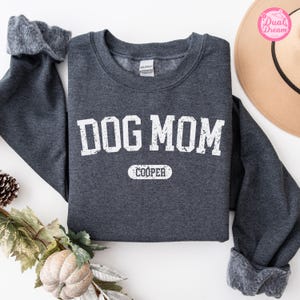 Sweat-shirt rétro personnalisé pour maman de chien, Sweat-shirt de chien personnalisé, Sweat-shirt de maman de chien personnalisé, Cadeau de maman de chien, Chemise de maman de chien, Sweat-shirt d&#39;amant de chien.