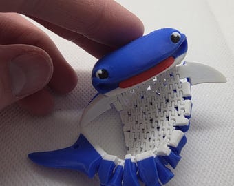 Juguete antiestrés de tiburón: juguete articulado flexible con diseño de tiburón impreso en 3D, ideal como accesorio de escritorio y llavero.