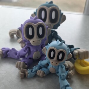 Articulated Monkey Fidget Toy – 3D Printed Poseable Monkey with Bananas