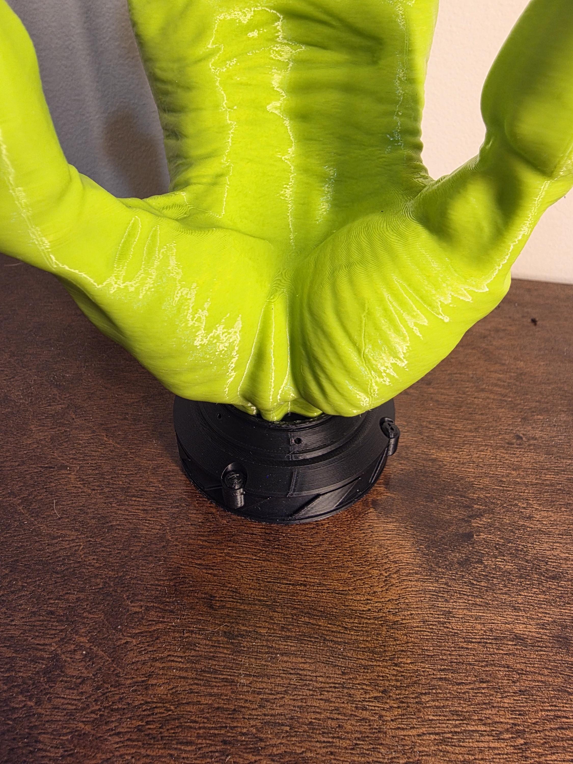 Alien Hand Controller Stand – 3D Printed Game Controller Display Holder ...