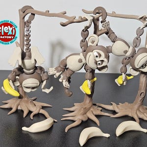 Monkey Fidget Toy – 3D Printed Articulated Figure | Flexible Desk Toy & Tree Stand Option