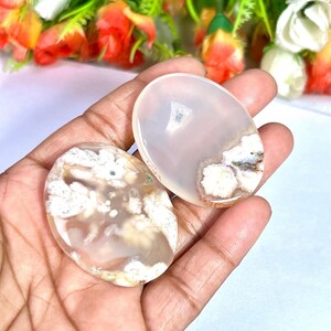 Pink Flower Agate Worry Stone: Thumb Healing Crystal, 4cm x 3cm