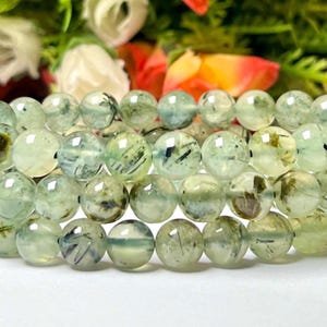 Prehnite Stone Bracelet: Unisex Stretch Bracelet (8 MM)