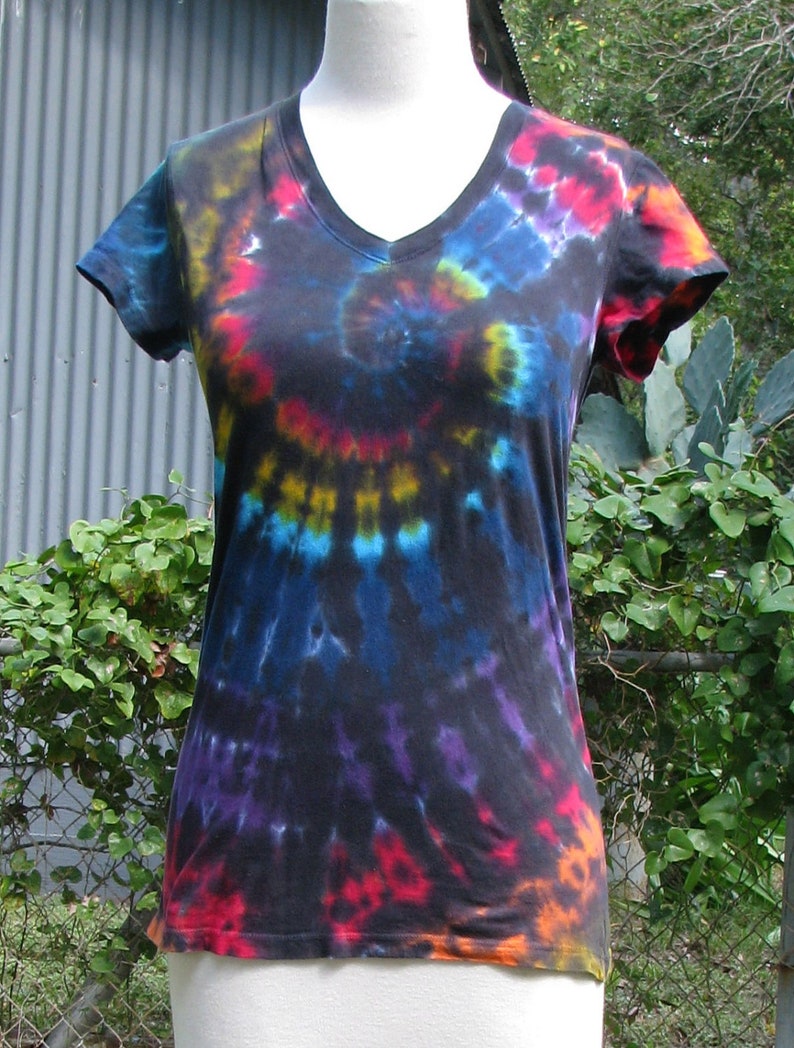 Tie Dye Women's V-Neck Black Stained Glass Rainbow Swirl | Etsy