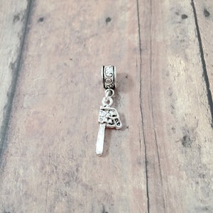 Chainsaw pendant (1 piece) - chainsaw jewelry, lumberjack jewelry, logging jewelry, chainsaw gift, lumberjack gift, logging pendant