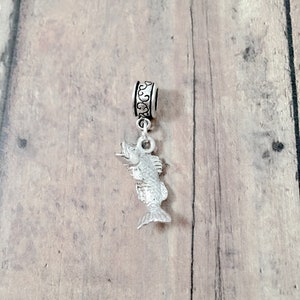 Bass fish pendant (1 piece) - bass fish jewelry, fishing jewelry, bass jewelry, bass fish gift, fishing pendant, fishing gift