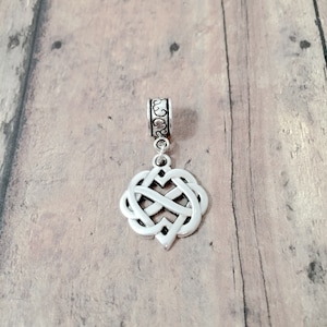 Celtic heart knot pendant (1 piece) - Celtic knot jewelry, Irish jewelry, Gaelic jewelry, Celtic jewelry, Irish pendant, Celtic knot gift