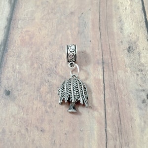 Weeping willow pendant (1 piece) - silver weeping willow charm, tree charms, nature charms, weeping willow gift, tree pendant, nature gift