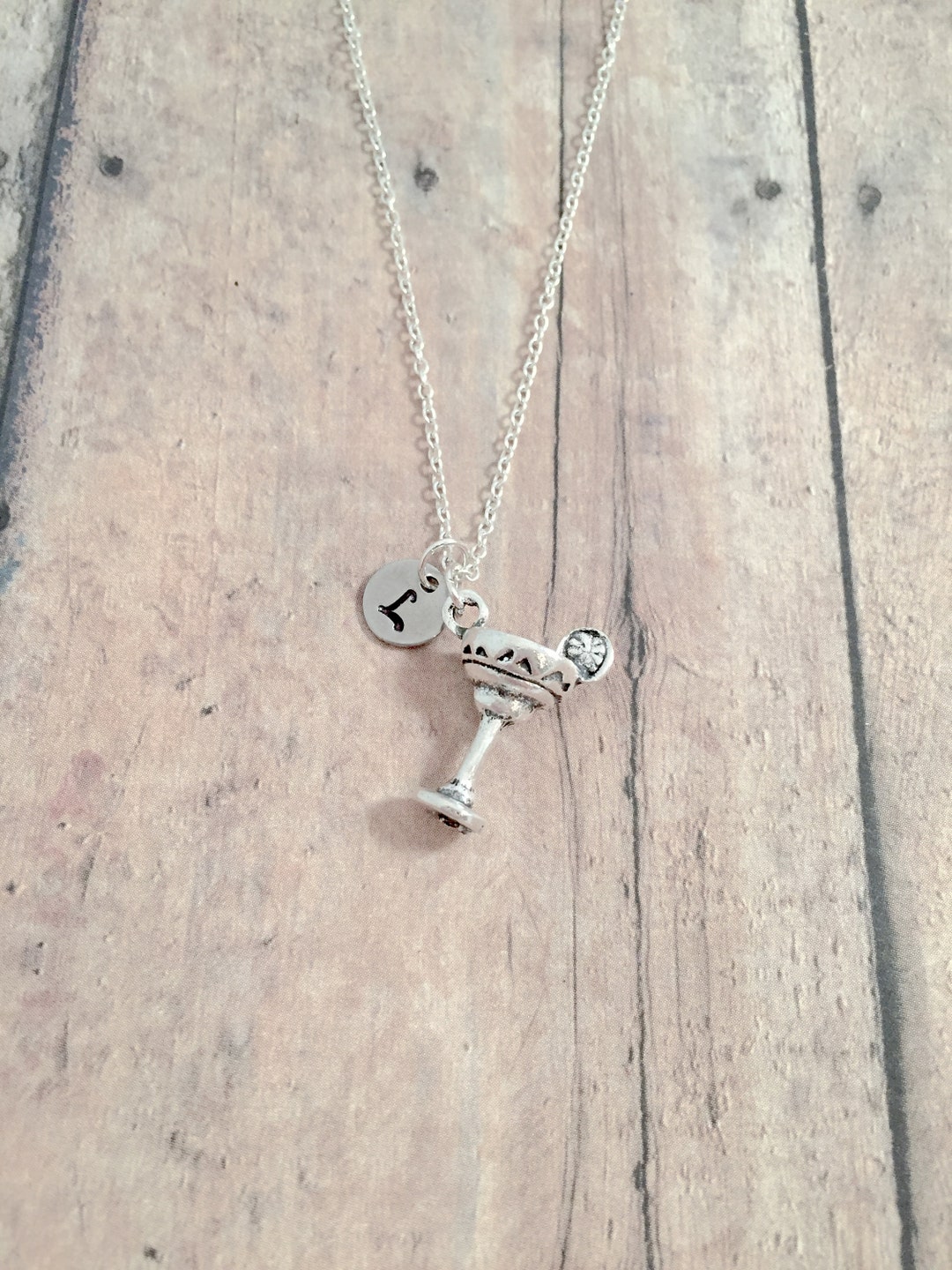ネックレス・ペンダント VETROFUSO 'R' necklace il_1080xN.2249386165_rjjt.jpg