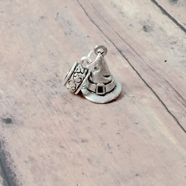 Witch hat pendant (1 piece) - silver witch hat charm, Halloween charms, fairy tale charms, witch hat gift, Halloween pendant, Halloween gift