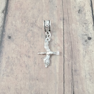 Crane pendant (1 piece) - crane jewelry, bird jewelry, heron jewelry, bird pendant, heron gift, crane gift