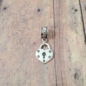 Padlock pendant (1 piece) - padlock jewelry, lock jewelry, lock pendant, padlock gift, household jewelry, lock gift