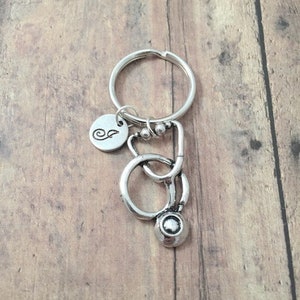 Stethoscope initial key ring - stethoscope key chain, medical key ring, nurse key ring, stethoscope key ring, doctor gift, med student gift