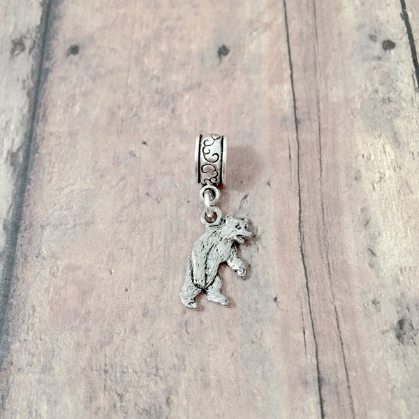 Bear pendant (1 piece) - silver bear charm, woodland charm, forest charm, bear gift, woodland pendant, forest pendant, bear jewelry