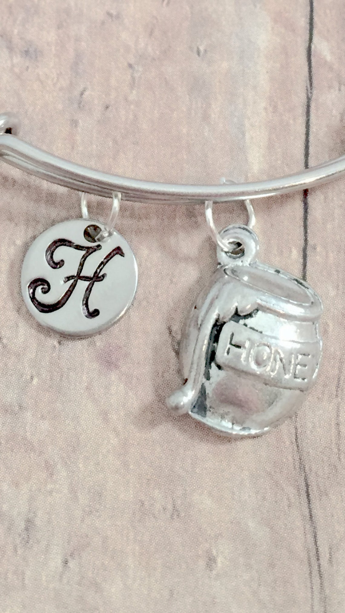 Honey pot initial bangle honey pot jewelry honey jewelry Etsy Italia