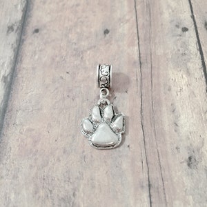 Paw print pendant (1 sided) - paw print jewelry, dog paw jewelry, dog pendant, paw print gift, dog charm, paw pendant, paw gift