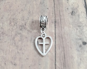 Heart cross pendant (1 piece) - silver heart cross pendant, cross charms, religious gift, Christian charm, religious pendant, cross gift