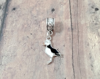 Puffin pendant (1 piece) - puffin jewelry, sea bird jewelry, beach jewelry, puffin gift, sea bird pendant, beach pendant, bird gift