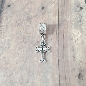 Tiny Celtic cross pendant (1 piece) - Celtic cross jewelry, Gaelic jewelry, Celtic cross gift, Irish jewelry, Celtic pendant, Celtic gift