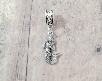 Mermaid pendant (1 piece) - mermaid jewelry, ocean charm, fairy tale charm, mermaid gift, ocean pendant, fairy tale pendant, sea charm