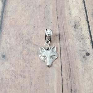 Fox pendant (1 piece) - fox jewelry, woodland jewelry, forest jewelry, woodland pendant, fox gift, forest pendant, nature jewelry