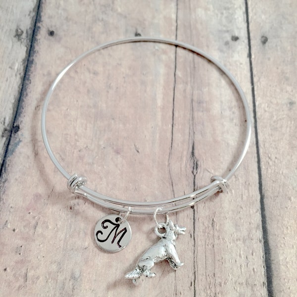 German Shepherd initial bangle - German Shepherd jewelry, police dog jewelry, GSD jewelry, German Shepherd bangle, K9 jewelry, GSD gift