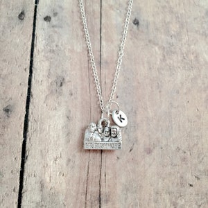 Small Mount Rushmore initial necklace- Mount Rushmore jewelry, US president jewelry, Mount Rushmore gift, South Dakota necklace, USA jewelry