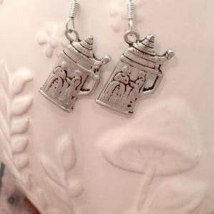 Beer stein earrings - beer stein jewelry, German jewelry, Oktoberfest jewelry, beer gift, German earrings, Octoberfest jewelry