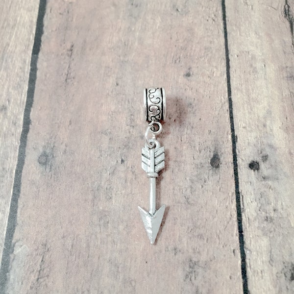 Arrow pendant (1 piece) - silver arrow charm, archery charm, western charm, arrow gift, archery pendant, western pendant, archery gift