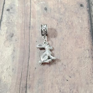Bunny pendant (1 piece) - bunny jewelry, rabbit jewelry, animal jewelry, bunny gift, rabbit gift, woodland pendant, Easter jewelry