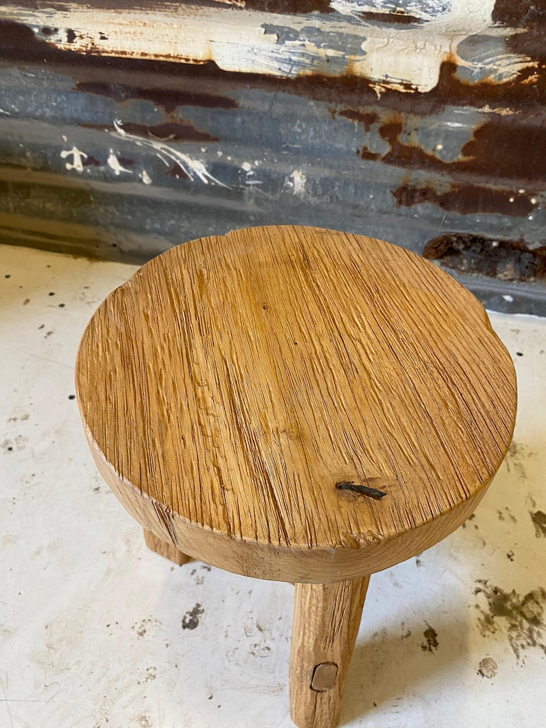 Handcrafted Rustic Barnwood Round Stool, Vintage Wooden Stool, Farmhouse Decor, Rustic Primitive Stool, Small Step Stool, Gift for Her/Woman image 6