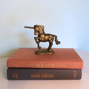 Vintage Brass Unicorn Figurine | Majestic Solid Brass Unicorn Statue | Retro Mythical Home Decor | Brass Animal Sculpture | Made in Taiwan