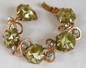 1950's-60's  LUCITE CONFETTI  BRACELET