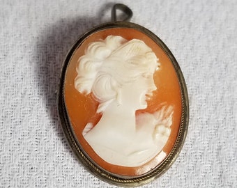 Vintage HAND CARVED CAMEO  Pendant/ Brooch  925 Sterling