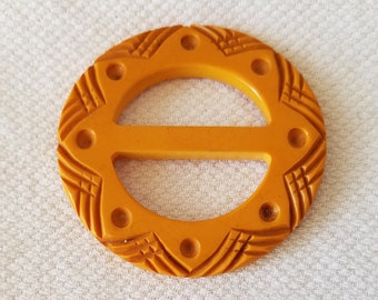 1930's-1940's CARVED BAKELITE BUCKLE
