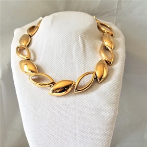 Vintage MONET CHOKER NECKLACE