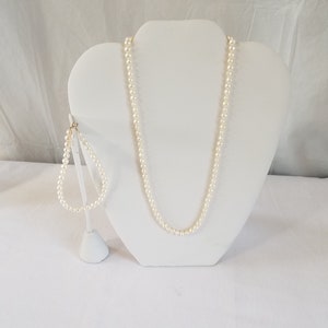 1990&#39;s Handcrafted BAROQUE Fresh Water PEARL Necklace & Bracelet Set