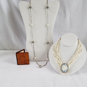 Vintage AVON COLLECTION  3 Piece
